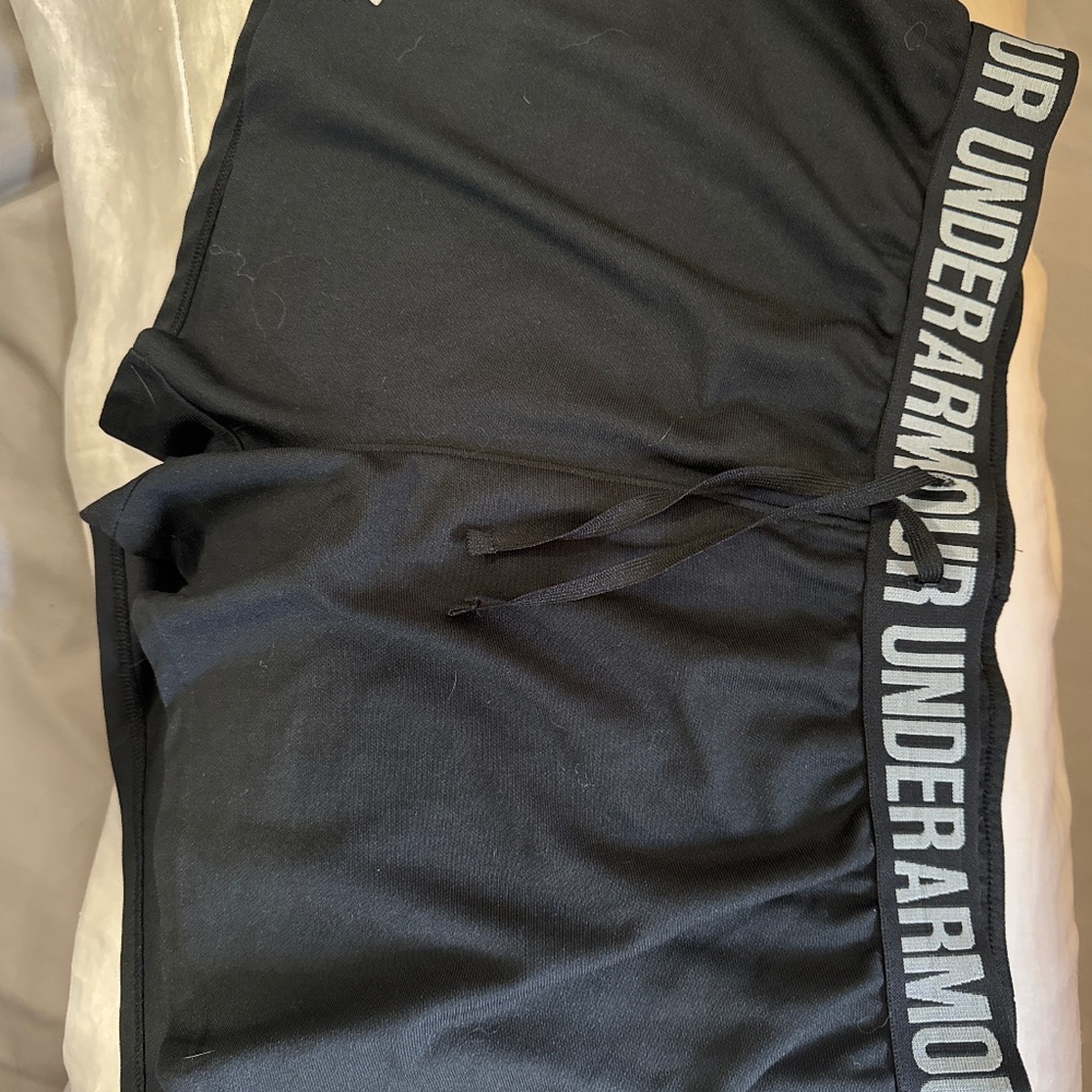 Underarmour shorts